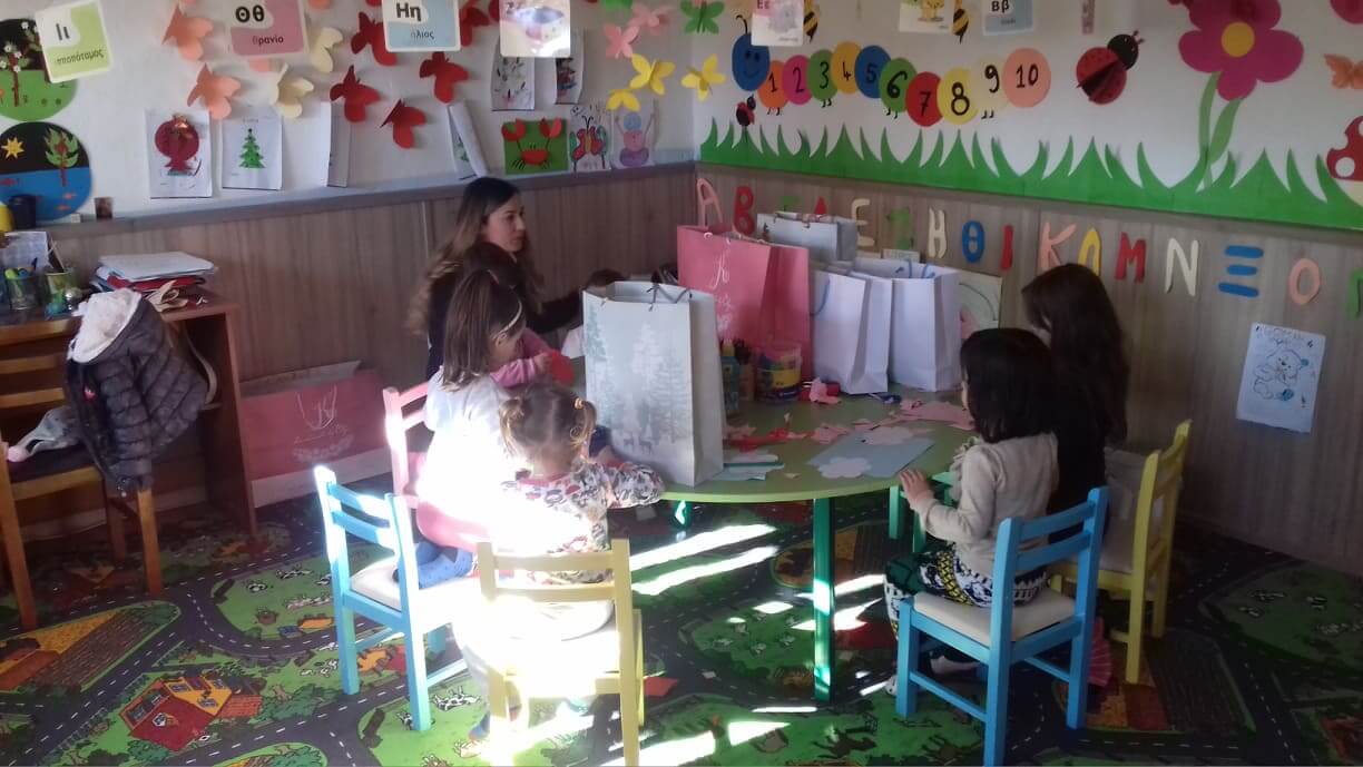 Δώρα στα παιδάκια των Νηπιαγωγείων Βουλιαρατίου και Γεωργουτσατίου, 17/01/2020