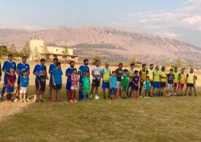 20 Gusht 2017. Ndeshje futbolli per bamiresi midis skuadrave te Dervicianit dhe Teriahatit ne fushen e futbolllit ne Dervician